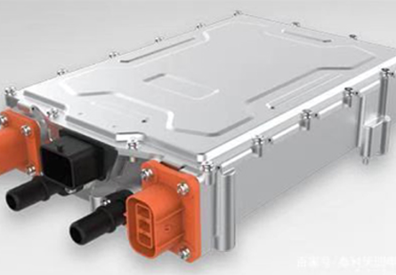 車載充電器